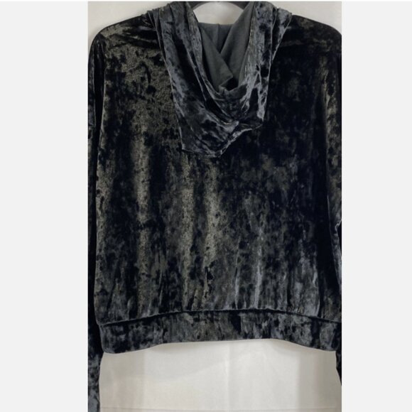 Fabletics Black Outerwear - Size Medium NWT - Picture 9 of 9